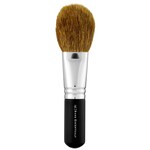Flawless Application Face Brush