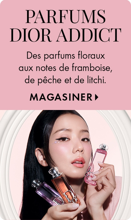 Texte sur un arrière-plan rose : « Parfums Dior Addict. Des parfums floraux aux notes de framboise, de pêche et de litchi. Magasiner. » En dessous, trois flacons de parfum Dior en nuances de violet, de rose et de pêche, présentés à l’intérieur d’un cadre o