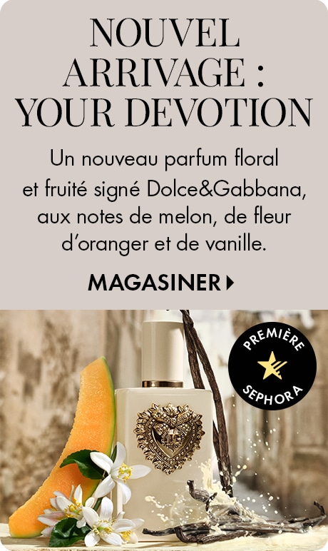 Fond beige neutre avec texte « Nouveauté : parfum Your Devotion » et une description d’un parfum floral fruité de Dolce & Gabbana aux notes de melon, de fleur d’oranger et de vanille, ainsi que « Magasiner ». Un flacon de parfum est présenté avec du melon,