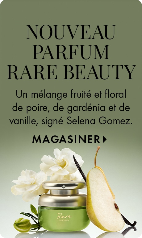 « NOUVEAU PARFUM RARE BEAUTY », « Un mélange fruité et floral de poire, de gardénia et de vanille, signé Selena Gomez. » Bannière promotionnelle « MAGASINER » aux tons verts avec un flacon de parfum Rare Beauty entouré de fleurs blanches, d’une poire tranc