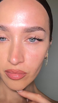 Triclone Skin Tech Medium Coverage Foundation with Fermented