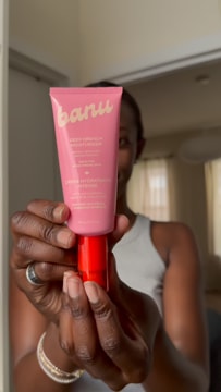 Deep Drench Lightweight Moisturizer for Acne-Prone Skin - banu