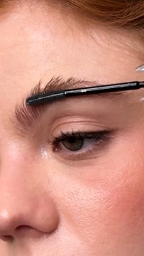 24-HR Brow Setter Clear Brow Gel with Lamination Effect - Benefit