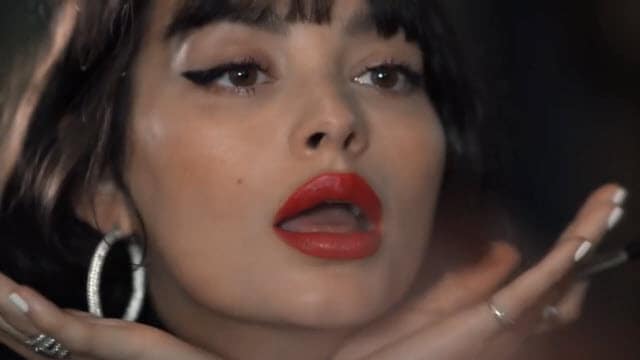 Style with Highliner: Taylor