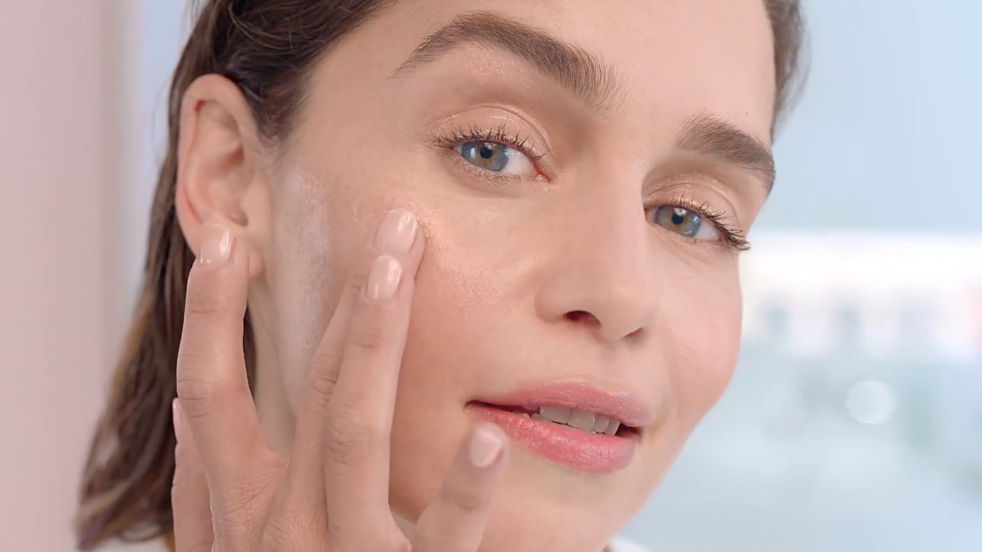 clinique moisture surge comedogenic