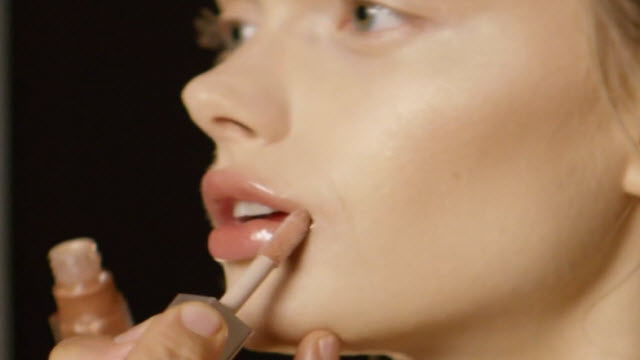 Fenty Beauty Gloss Bomb Universal Lip Luminizer