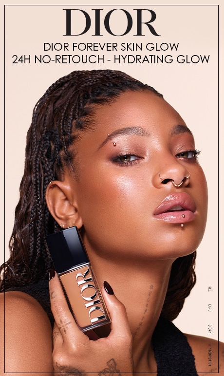 Dior forever skin glow. 24h no-retouch - hydrating glow. Image of model holding product.