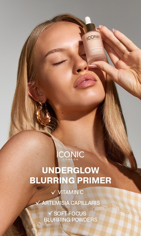 Iconic London. Underglow blurring primer. vitamin c. artemisia capillaris. soft focus blurring powder. Image of model.
