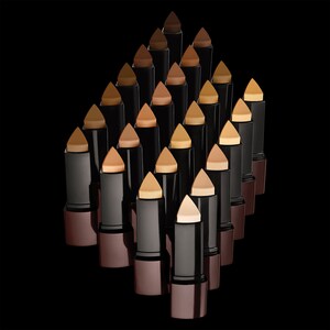 Hourglass Vanish&trade; Seamless Finish Foundation Stick Image 3