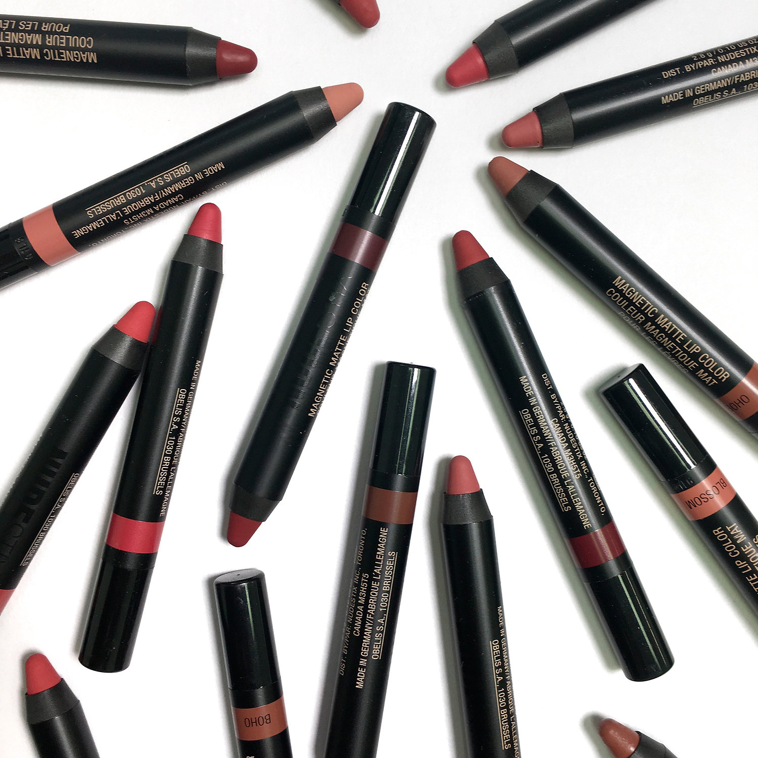 Матовый карандаш для губ NUDESTIX Magnetic Matte — фото 2