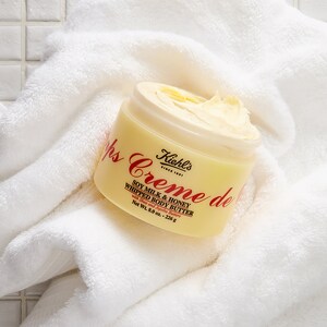 Kiehl's Since 1851 Creme de Corps Soy Milk & Honey Whipped Body Butter Image 5