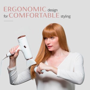 T3 Cura Professional Digital Ionic Hair Dryer Image 5