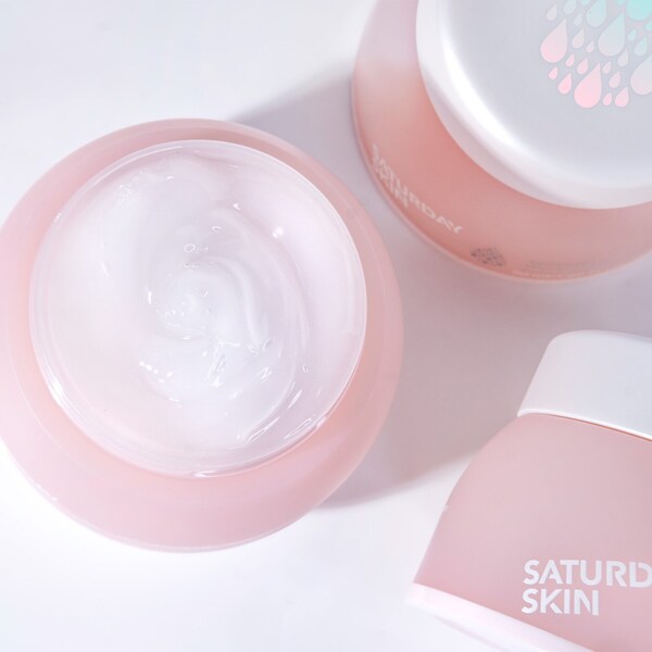 Saturday Skin Waterfall Glacier Water Cream Image 2