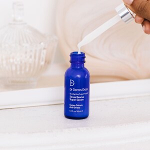 Dr. Dennis Gross Skincare Stress Rescue Super Serum with Niacinamide Image 6