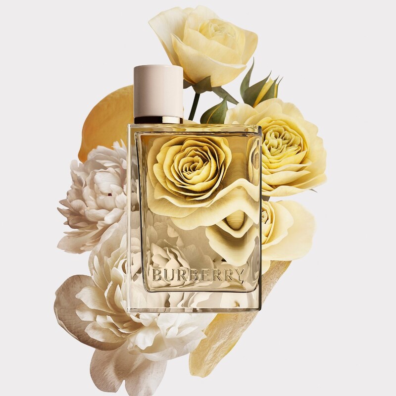 Her London Dream Eau de Parfum with Lemon, Rose and Musk thumbnail 2