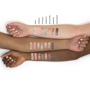 stila Glitter & Glow Liquid Eye Shadow Image 2