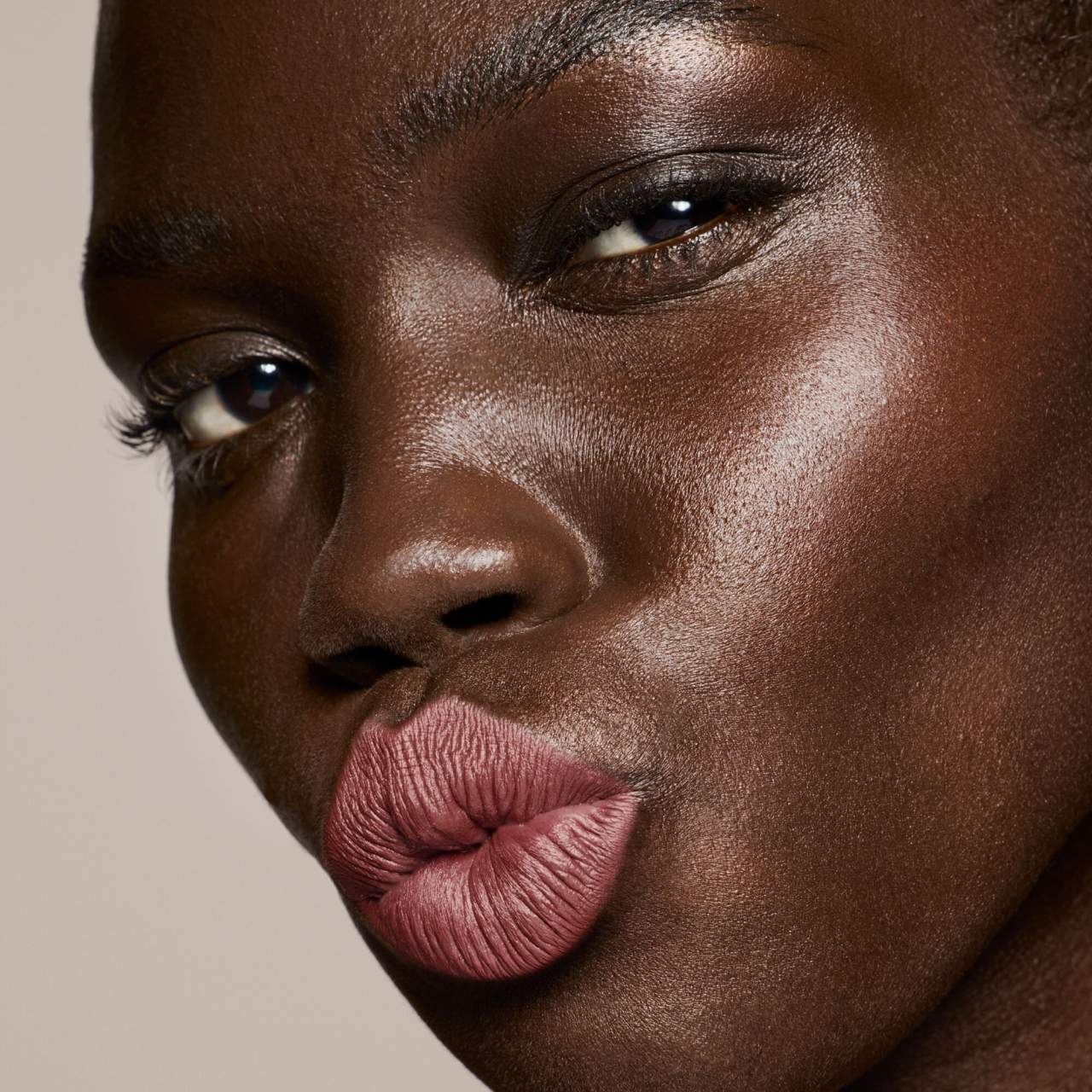 Stunna Lip Paint Longwear Fluid Color