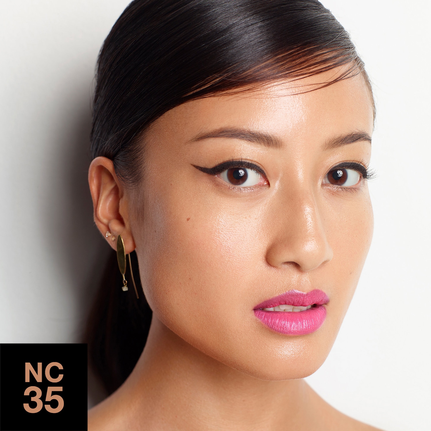 mac studio fix fluid cena