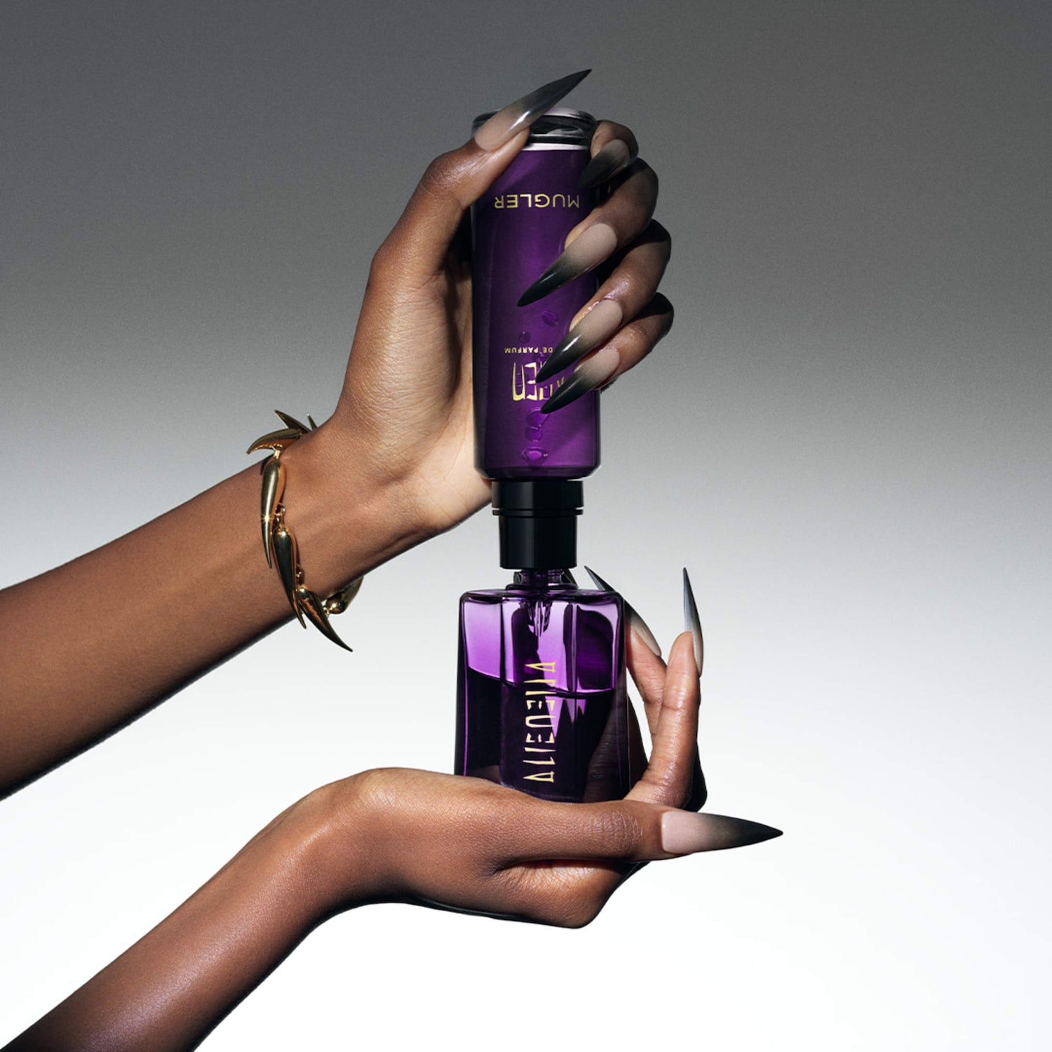 Alien Eau de Parfum Travel Spray - Mugler | Sephora