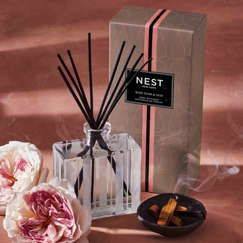 Complementing the rose noir, the oud presents a rich and earthy scent derived from the Agarwood tree. Oud is highly prized for its woody, smoky, and resinous aroma, and it has been used for centuries in perfumes and home fragrances for its captivating nature. The addition of oud in this reed diffuser brings depth and complexity to the fragrance, making it a unique and sophisticated choice.