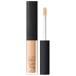 Mini Radiant Creamy Concealer with Medium Coverage