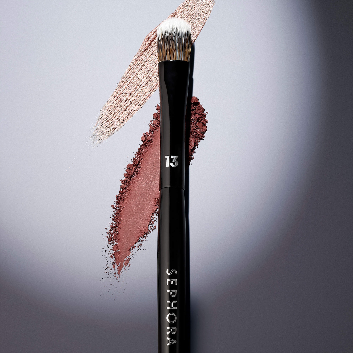 Кисть для теней Sephora Collection Pro #13 — фото 2