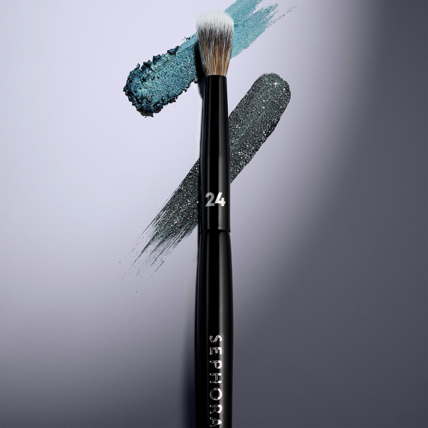 Кисть для теней в складку Sephora Collection Pro #24 — фото 2