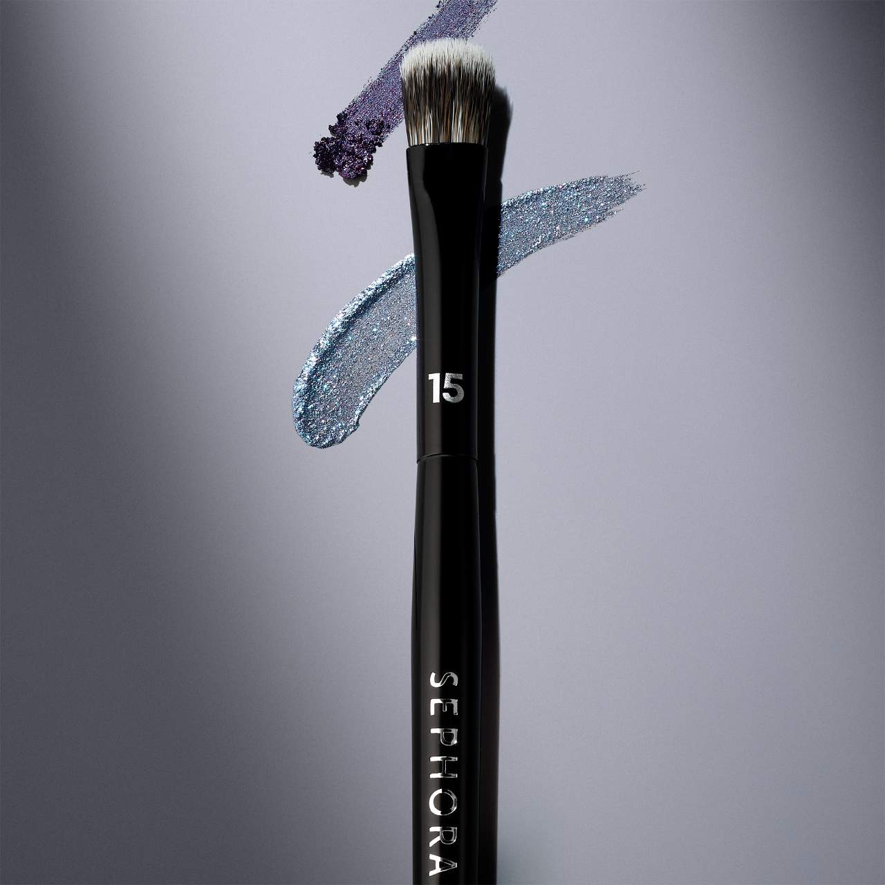 Кисть для теней Sephora Collection Pro #15 — фото 2