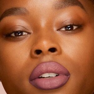 Bite Beauty Power Move Creamy Matte Lip Crayon in Glace Image 5
