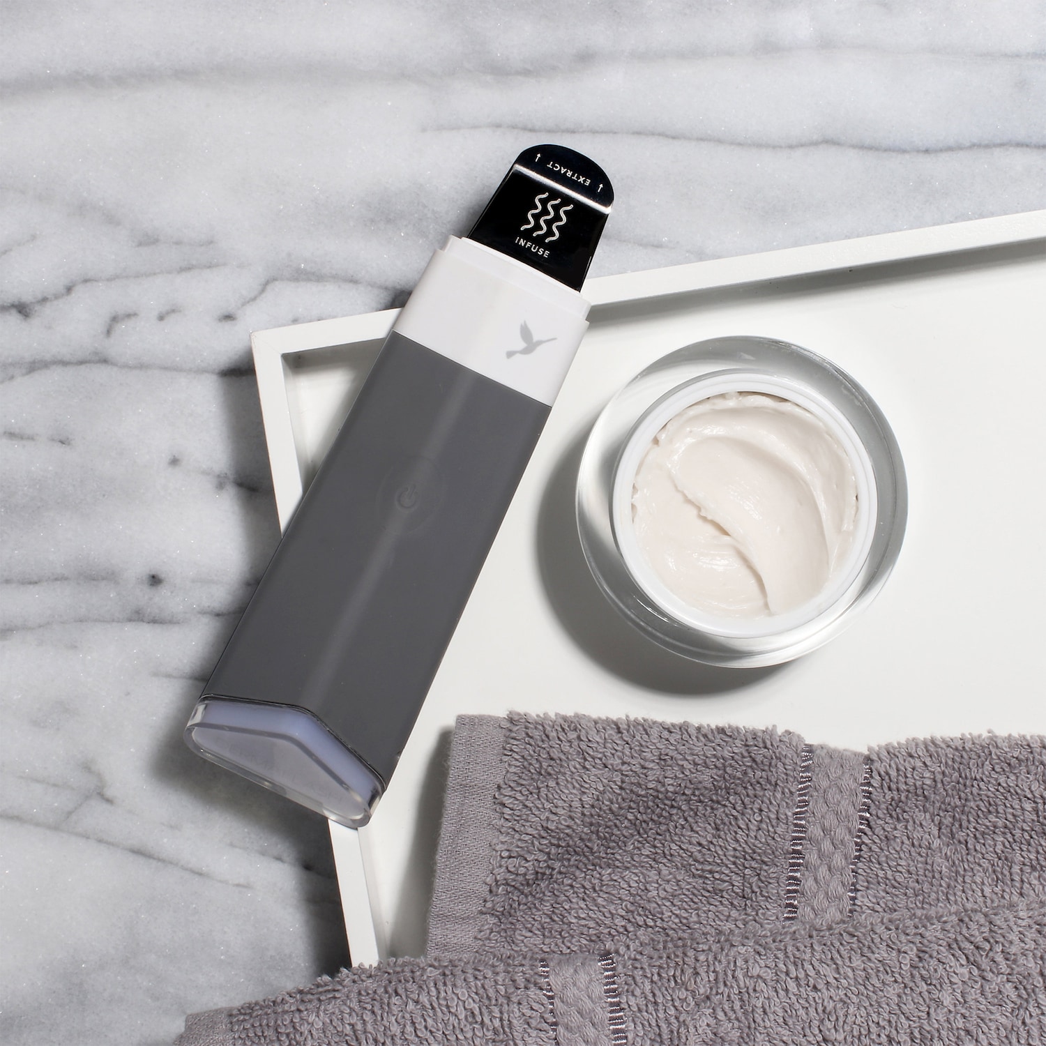 DERMAFLASH DERMAPORE Ultrasonic Pore Extractor & Serum Infuser The Summit