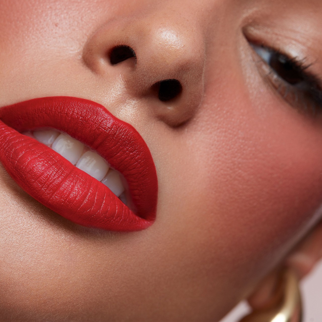 Patrick Ta Major Headlines Lipstick - Thumbnail 3