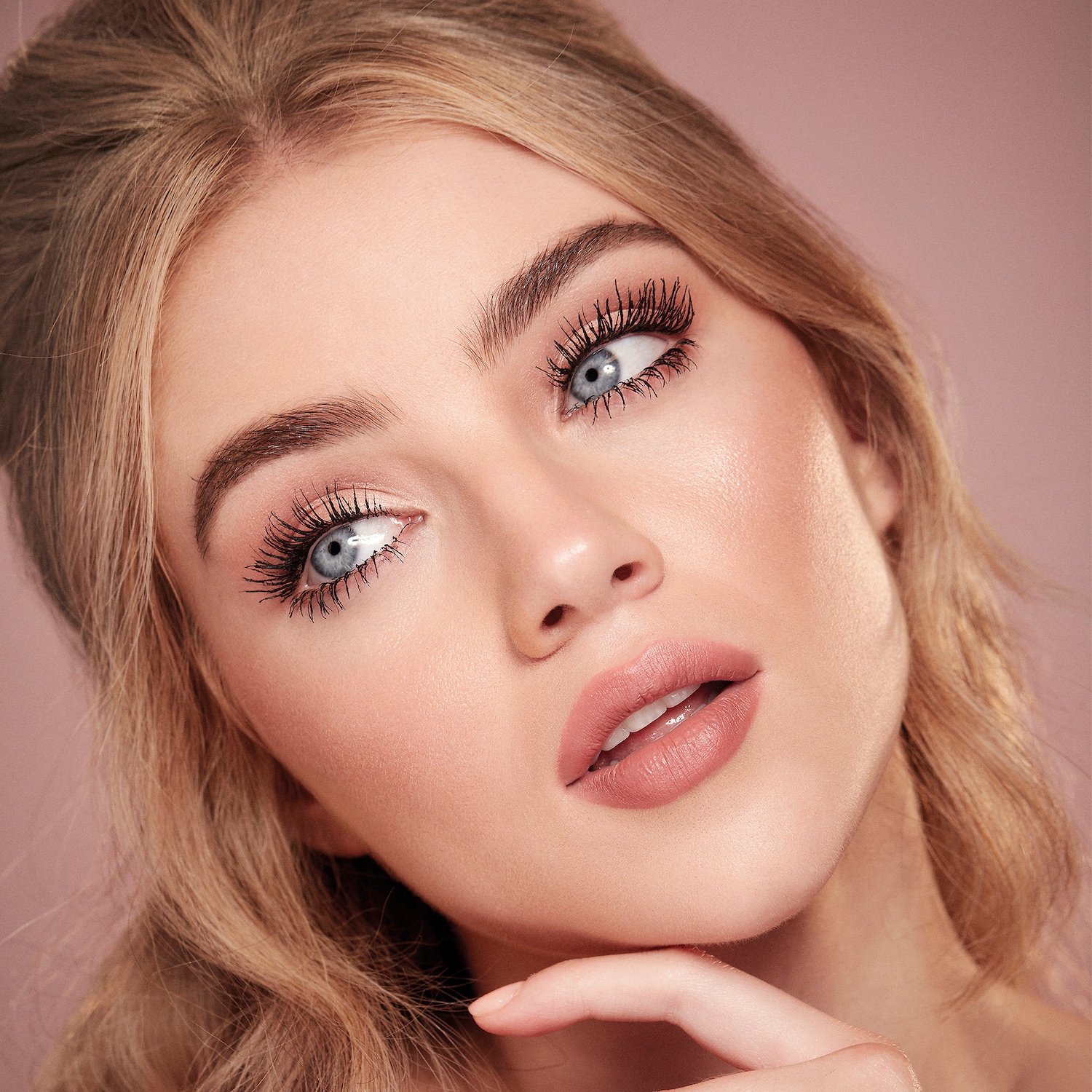 Тушь для объёма и удлинения ресниц Charlotte Tilbury Pillow Talk Push Up Lashes — фото 7