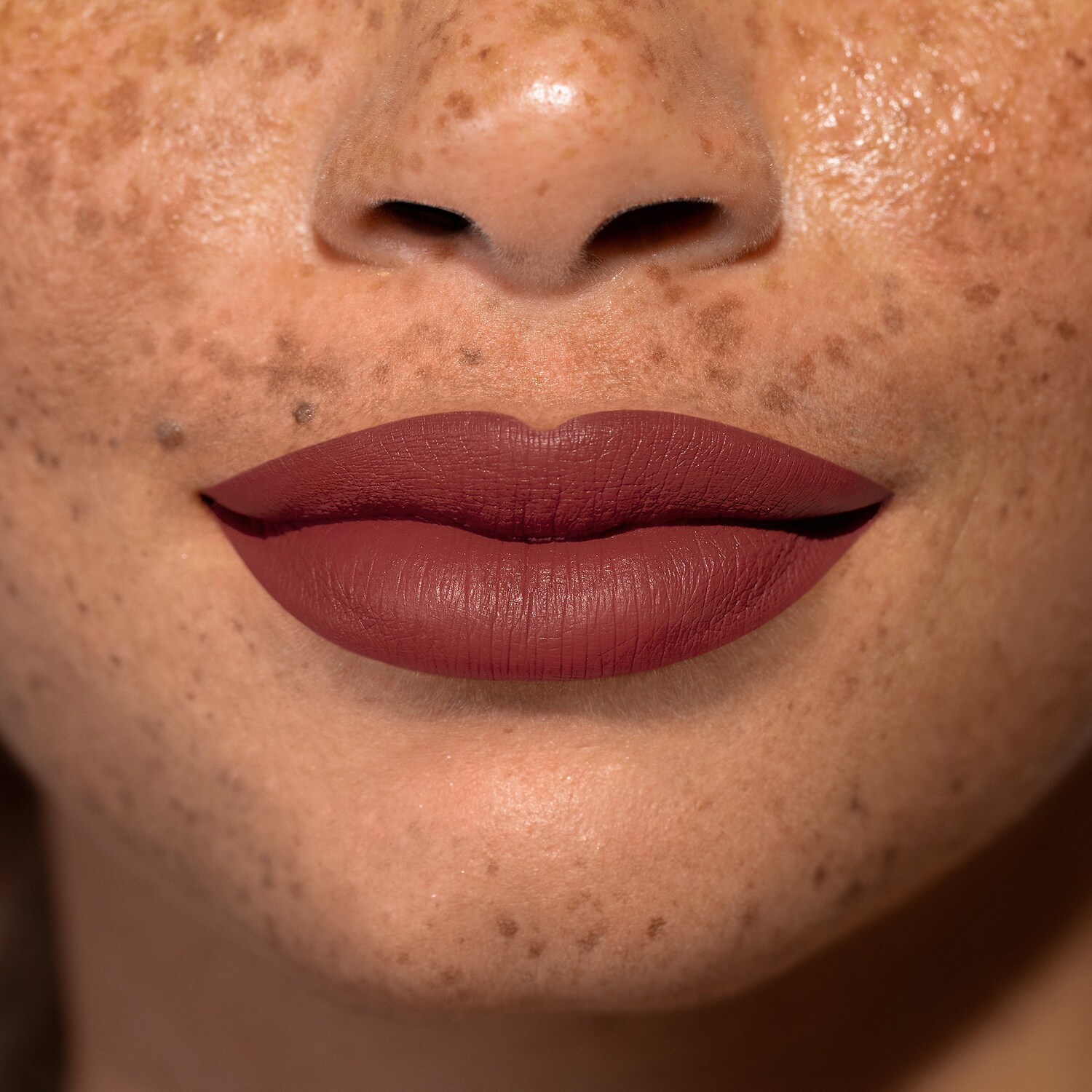 christmas snuggles and melted kisses