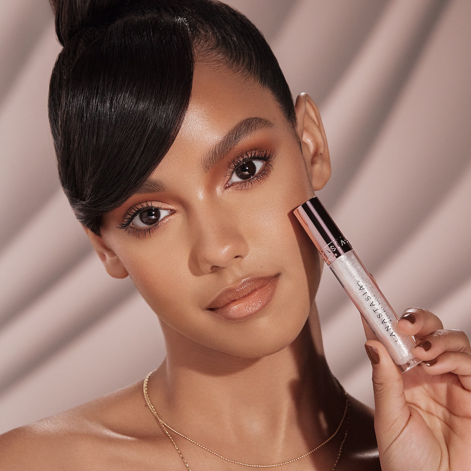 Универсальный оттеночный блеск для губ Anastasia Beverly Hills Luminous — фото 5