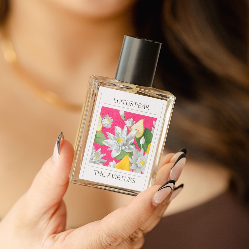 Lotus Pear Eau de Parfum thumbnail 5
