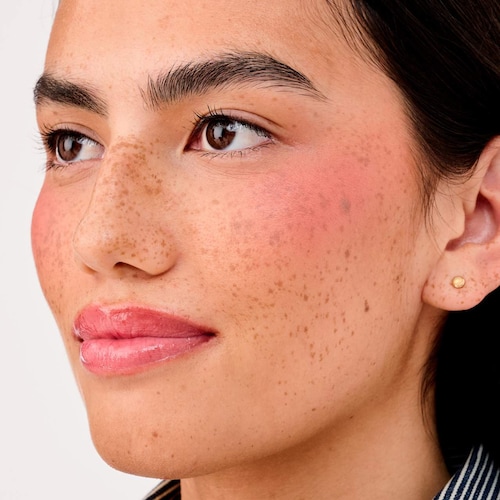 Silky-Soft Powder Blush