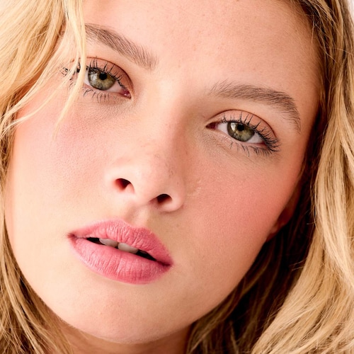 Silky-Soft Powder Blush