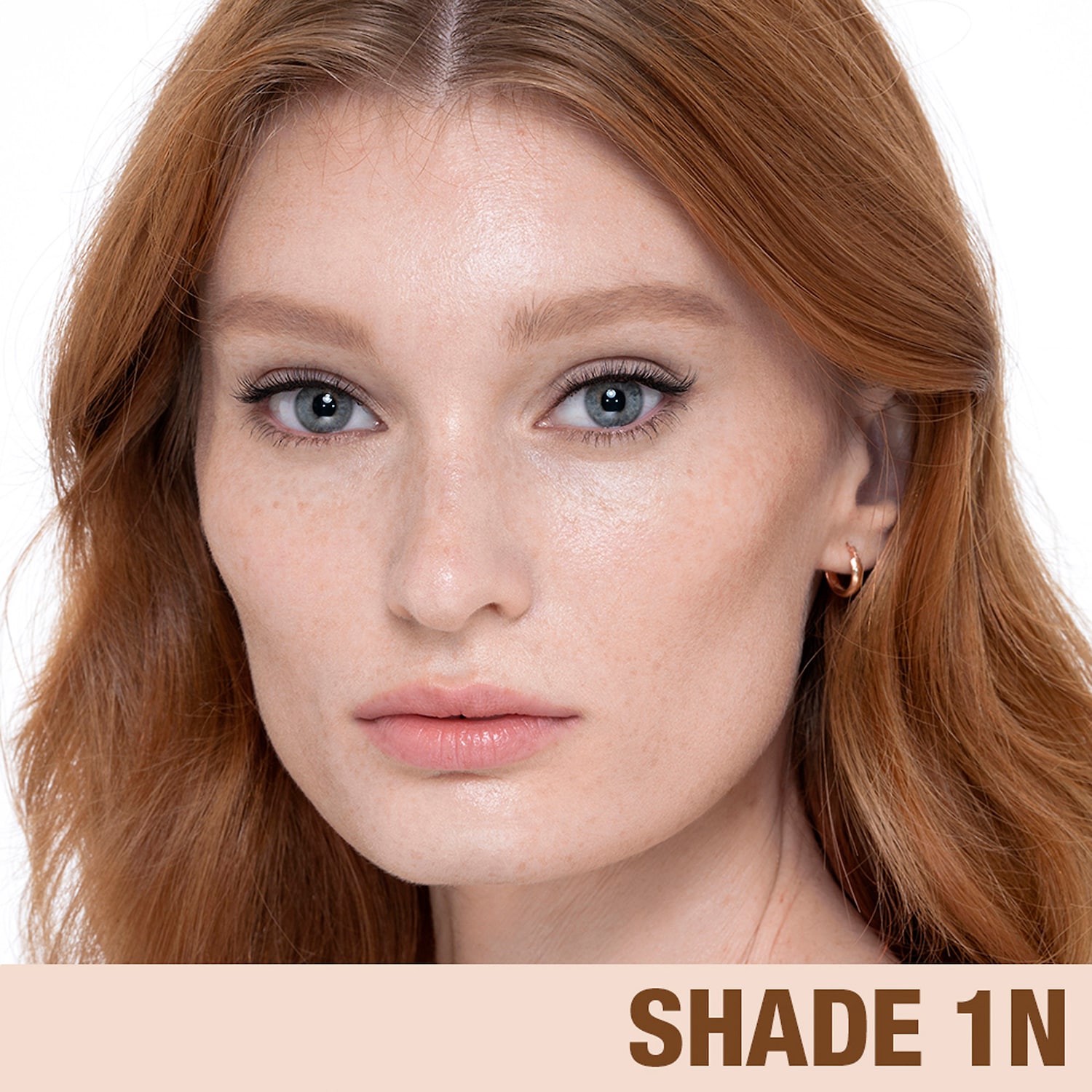 Тональный крем Charlotte Tilbury Beautiful Skin с гиалуроновой кислотой — фото 3