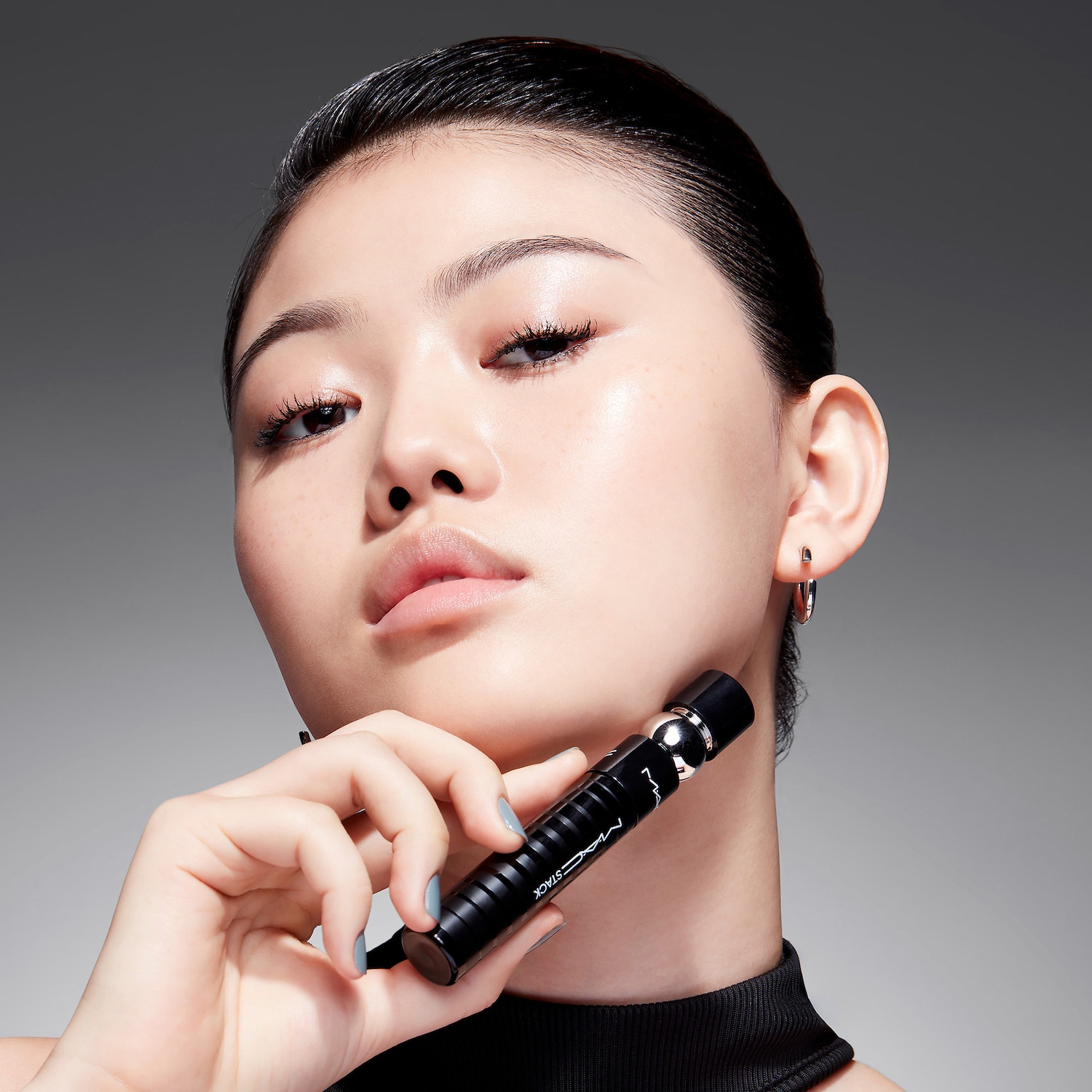 Mascara volumisant et allongeant M·A·CStack