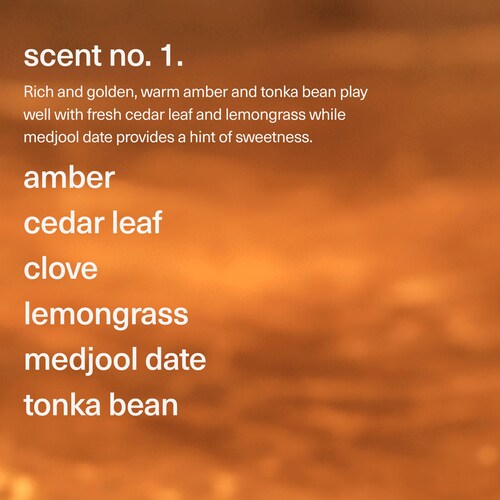 pH-balanced body wash and bubble bath is specifically formulated to match the natural pH of your skin. These products have a slightly acidic pH level, which helps to maintain the skin's protective barrier intact. By preserving the natural pH balance, they support the skin in retaining moisture and warding off potential skin problems.