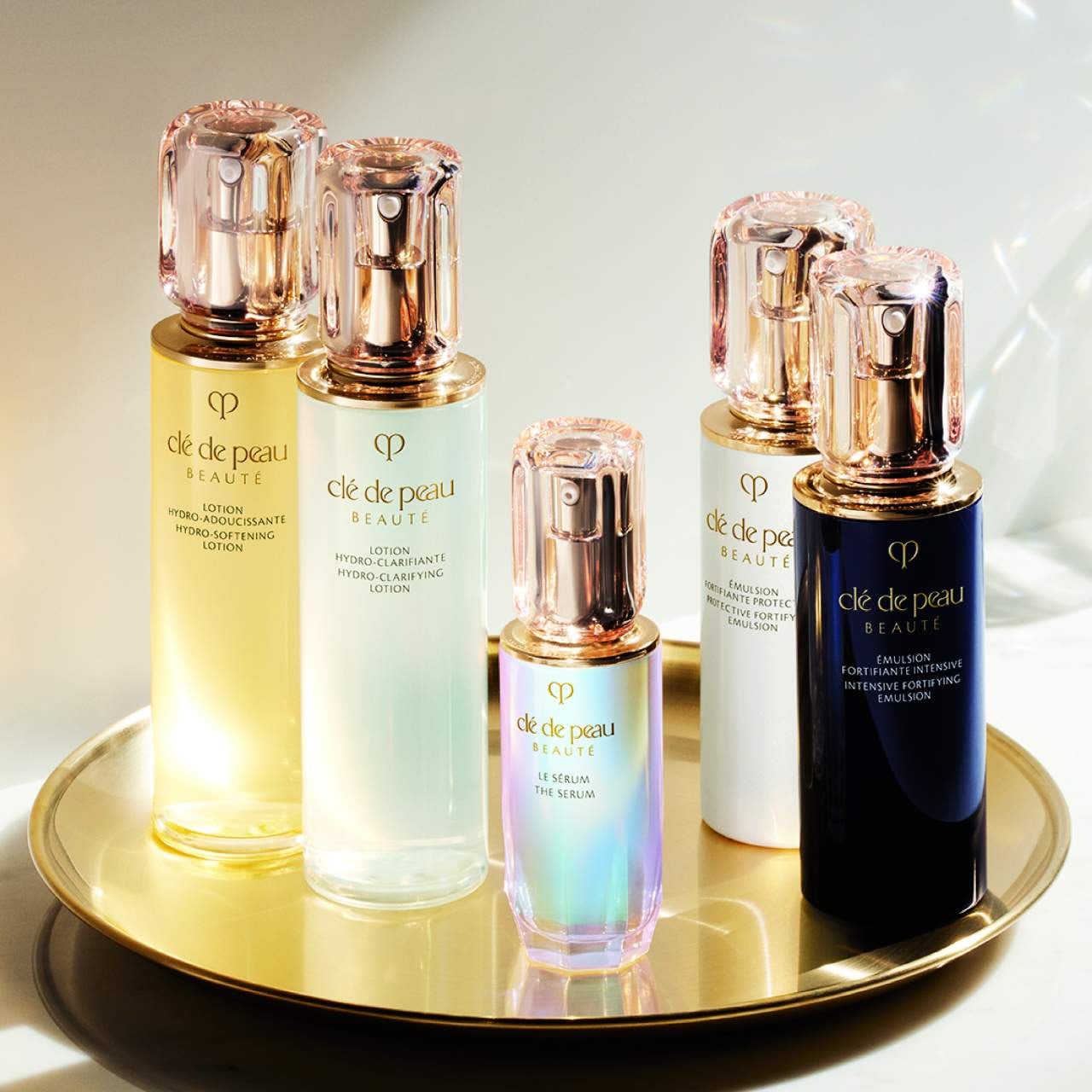 【kiwi】clé de peau BEAUTE CLE DE PEAU BEAUTE HOLIDAY 2023 COLLECTION : AN UNEXPECTED