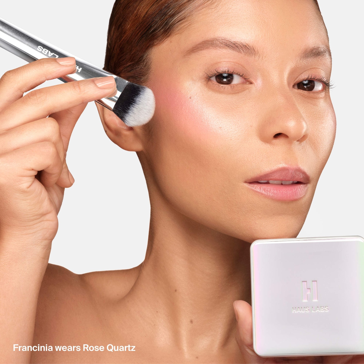 Bio-Radiant Gel-Powder Illuminating Highlighter with Fermented Arnica
