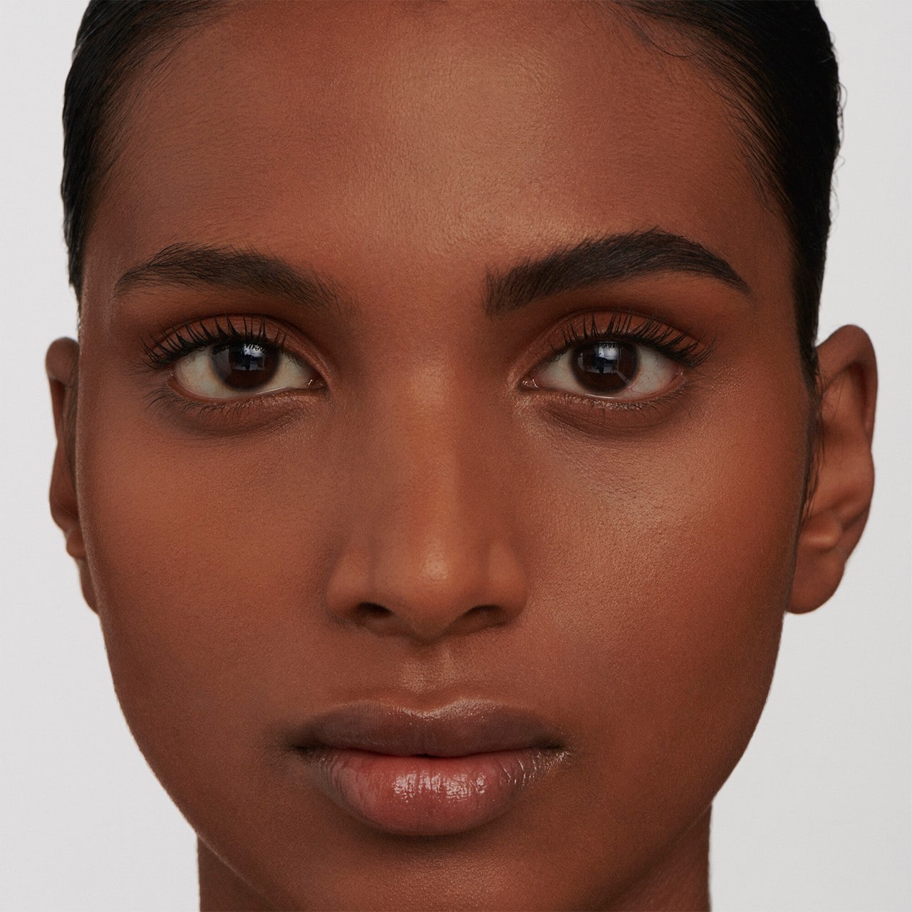 Tinted Volumizing Eyebrow Gel