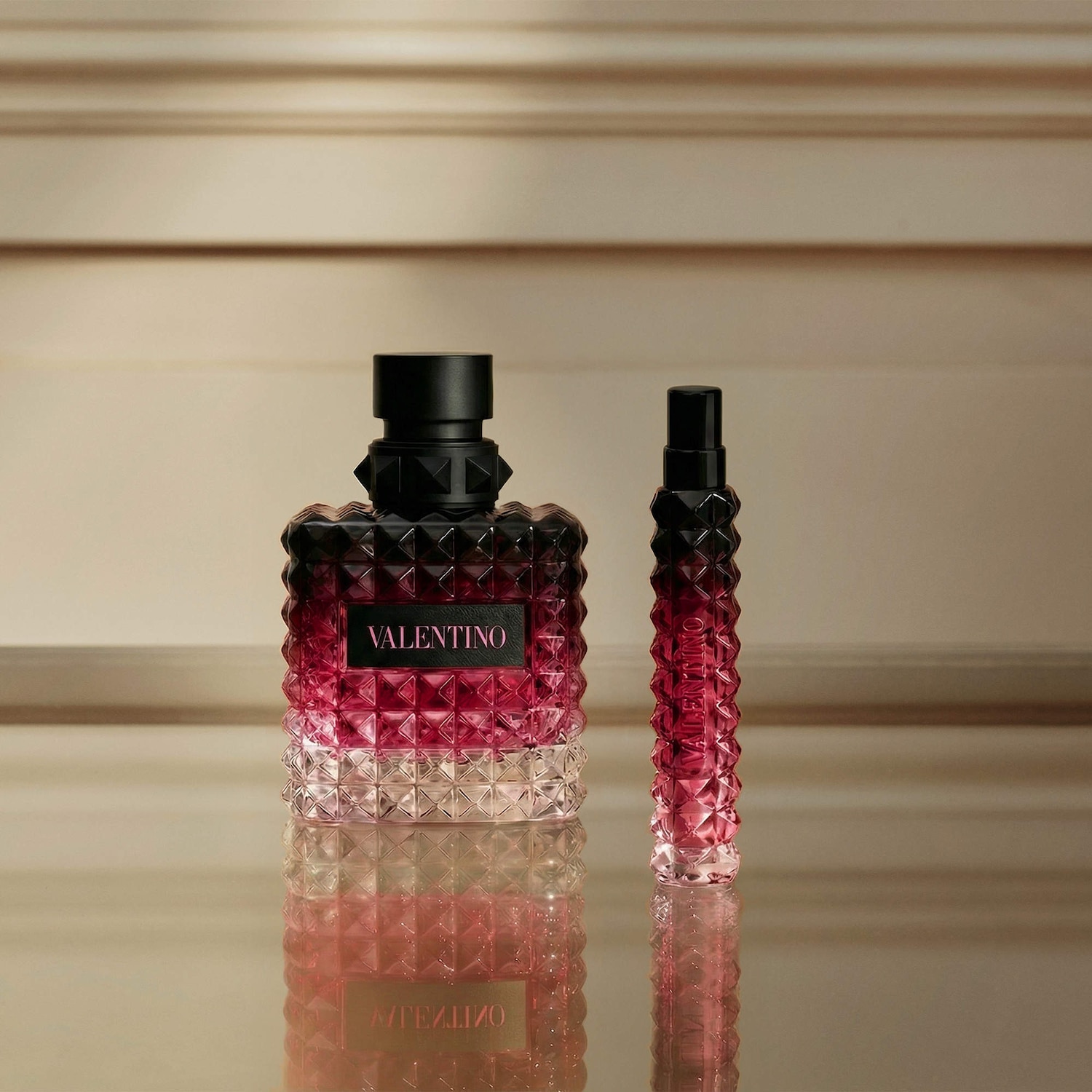 Donna Born in Roma Intense Eau de Parfum with Amber & Jasmine