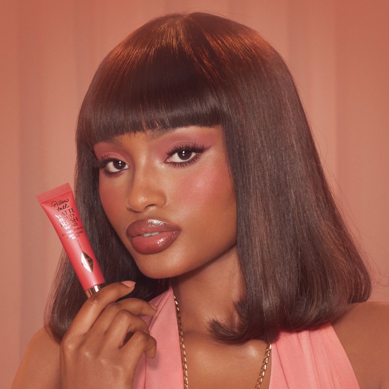 Румяна-палочка Charlotte Tilbury Matte Beauty Blush Wand — фото 3