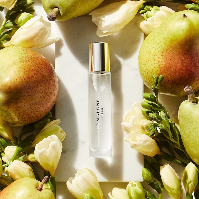 English Pear & Freesia Cologne Travel Spray with Rose thumbnail 4
