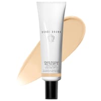 Bobbi Brown - Vitamin Enriched Hydrating Skin Tint SPF 15 with Hyaluronic Acid