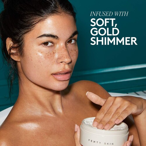 One of the defining features of this product is its shimmering effect. Delicate and subtle, the shimmer particles add a touch of luminosity to the skin, imparting a radiant sheen that catches the light. Whether you're looking to enhance your natural glow for a special occasion or simply want to add a touch of shimmer to your daily routine, this body cream offers a versatile solution.
