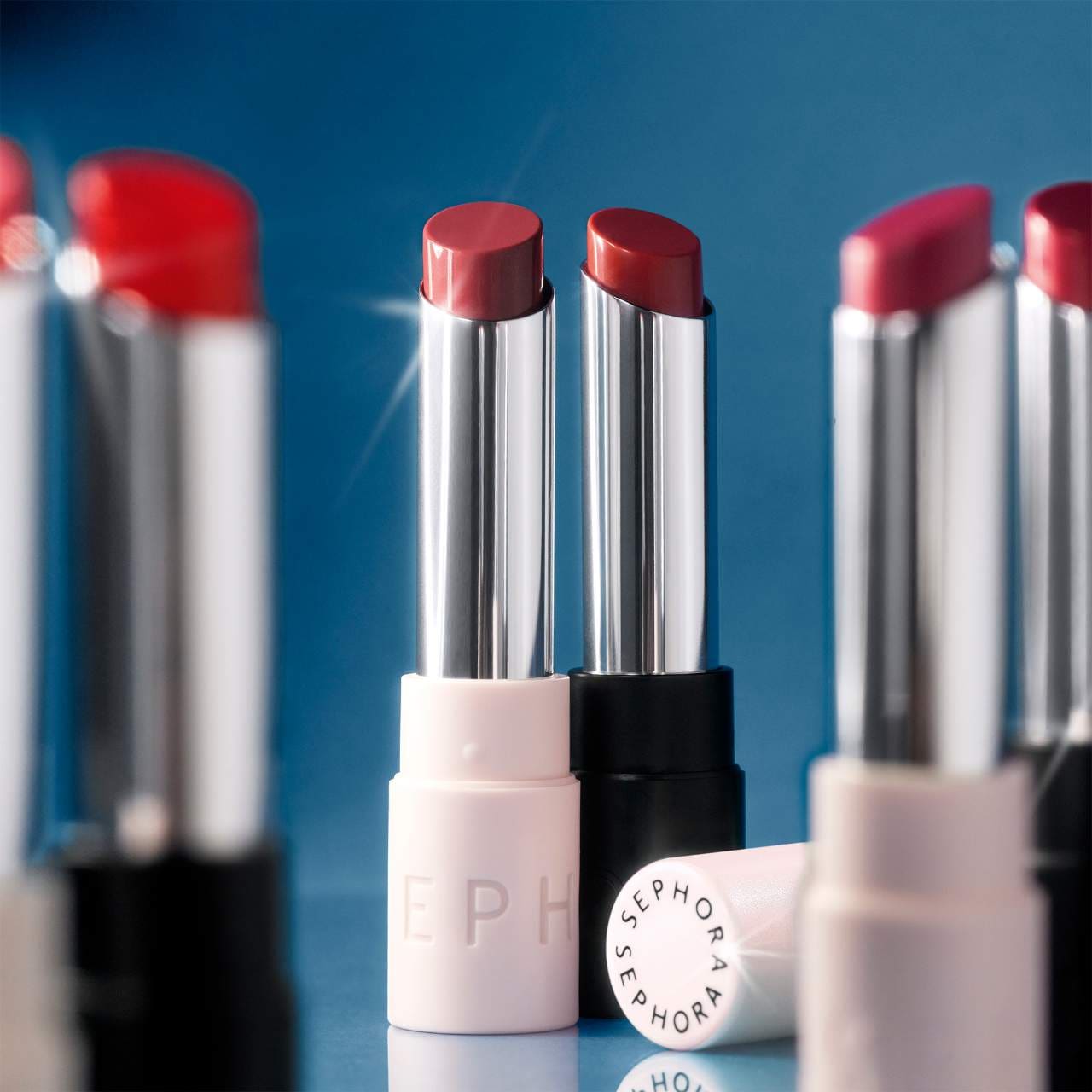 About That Shine Lacquer Shine Lipstick 10