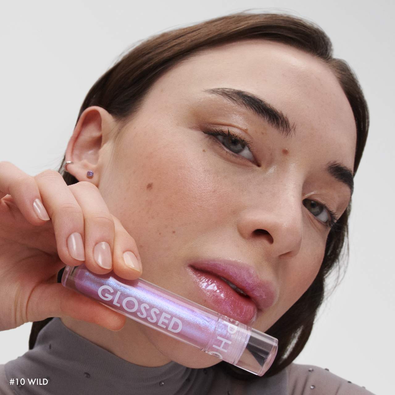 Glossed Hydrating Long Wear Lip Gloss 3